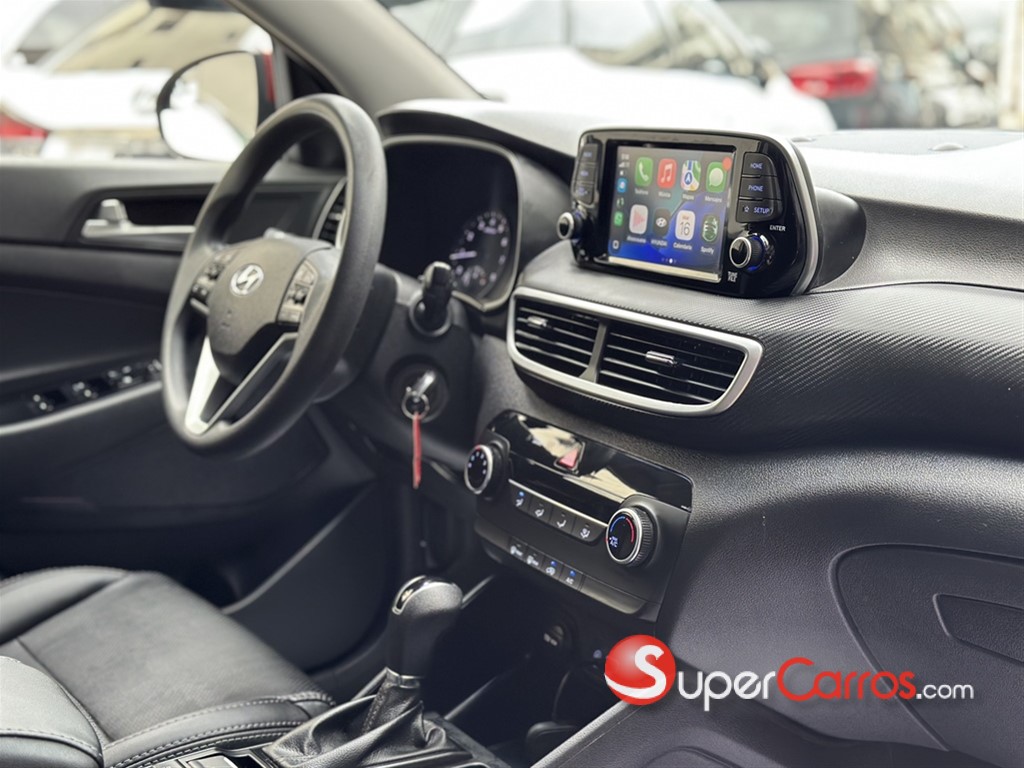 2020 Hyundai Tucson SE — foto 8 / 12