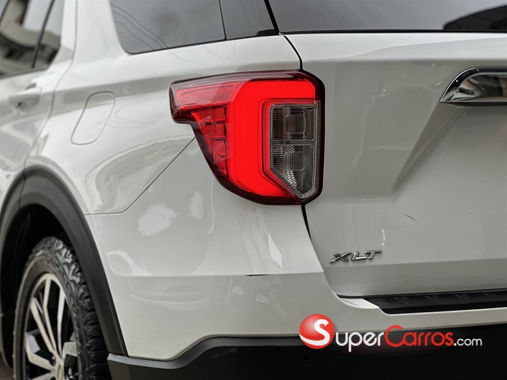 2020 Ford Explorer XLT — foto 4 / 12