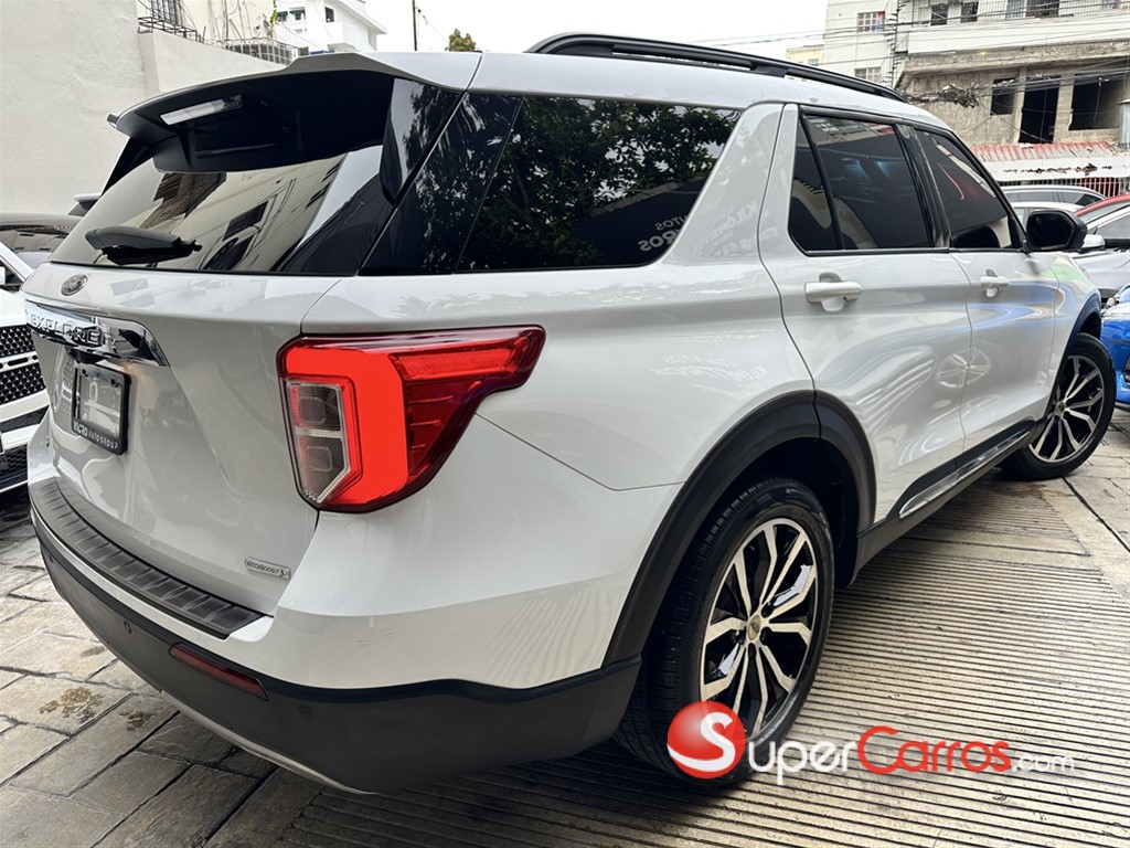 2020 Ford Explorer XLT — foto 5 / 12