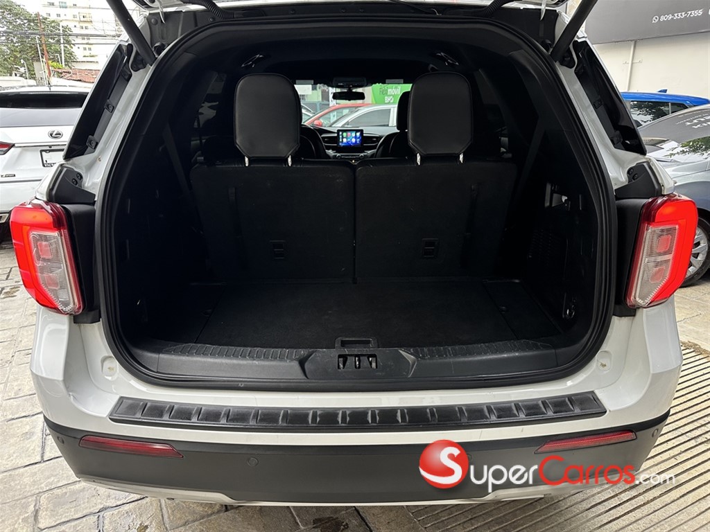 2020 Ford Explorer XLT — foto 11 / 12