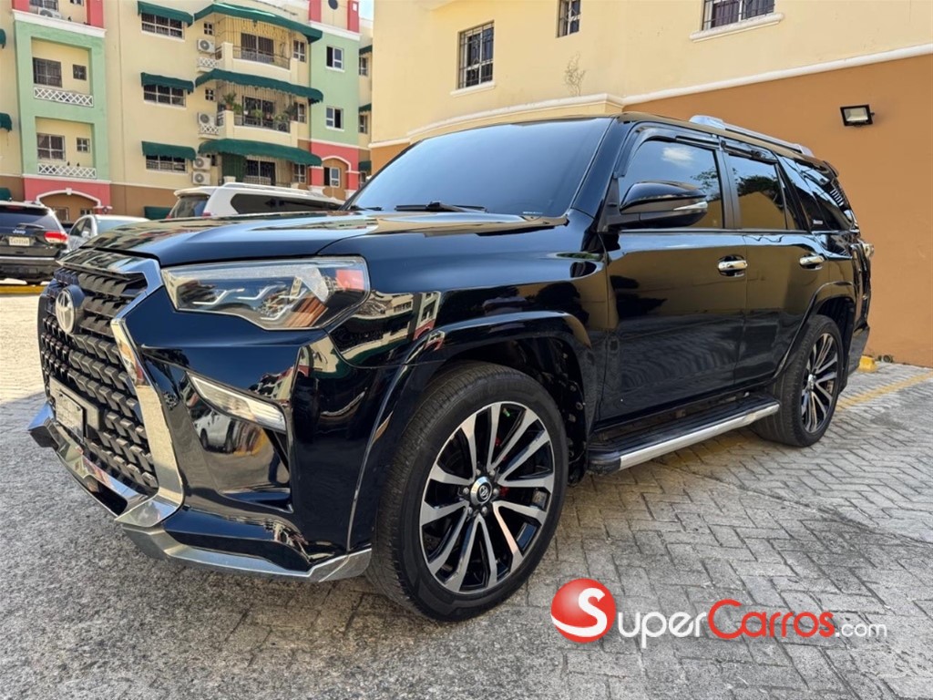 2017 Toyota 4 Runner SR5