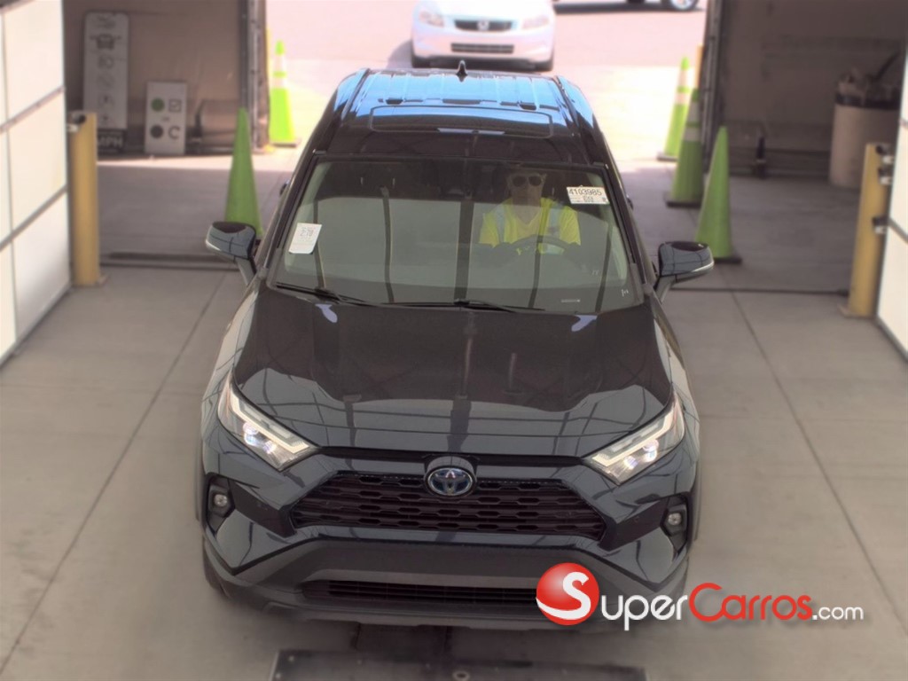 2023 Toyota RAV4 XLE Premium — foto 3 / 10