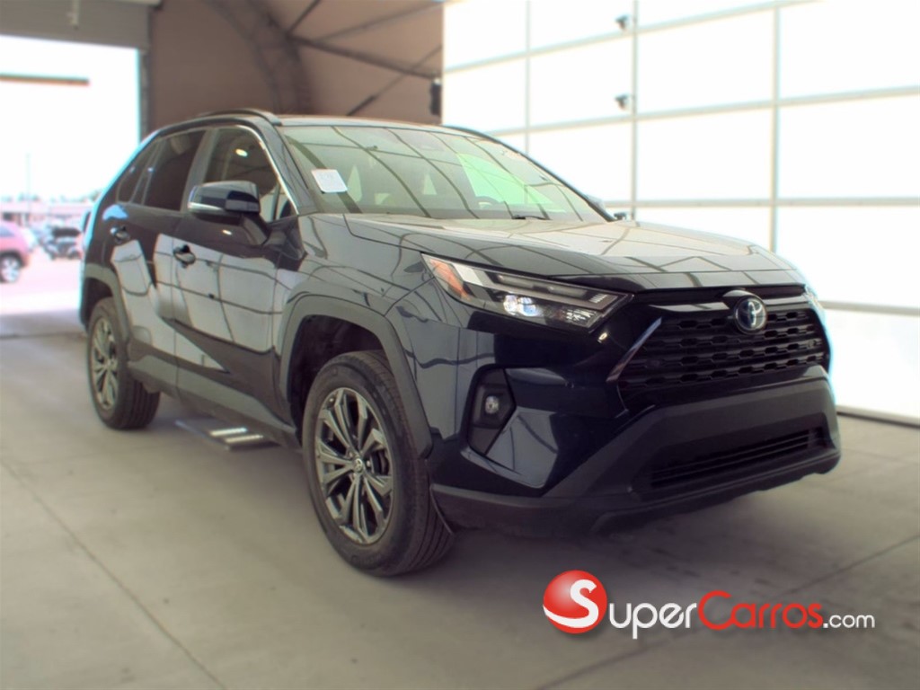 2023 Toyota RAV4 XLE Premium — foto 4 / 10