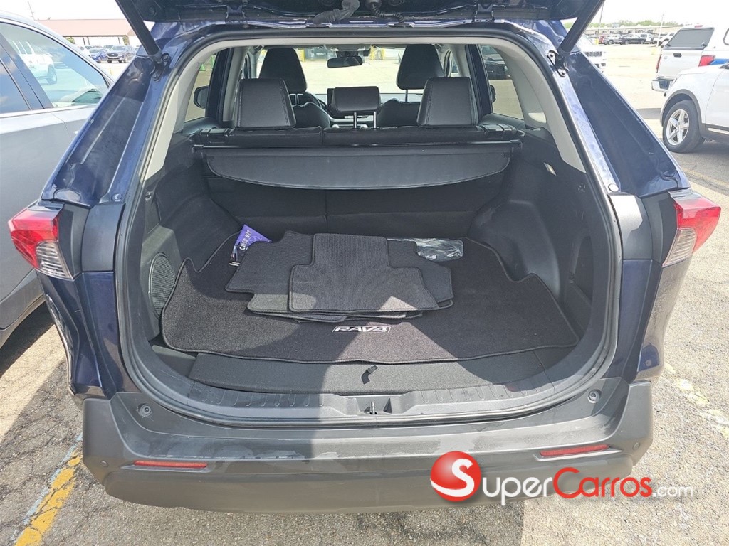 2023 Toyota RAV4 XLE Premium — foto 10 / 10
