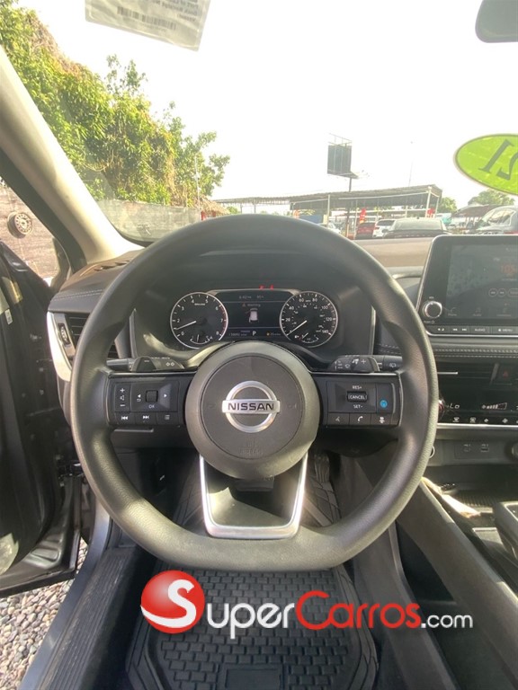 2021 Nissan Rogue SV — foto 10 / 10