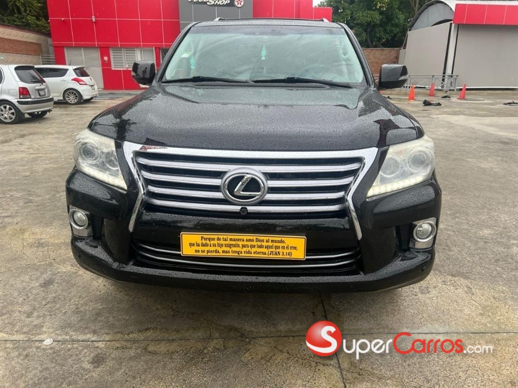 2013 Lexus LX 570