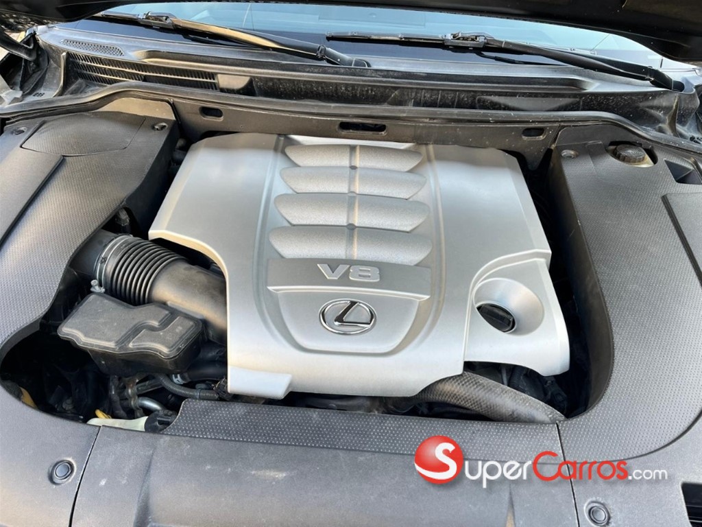 2013 Lexus LX 570 — foto 5 / 7
