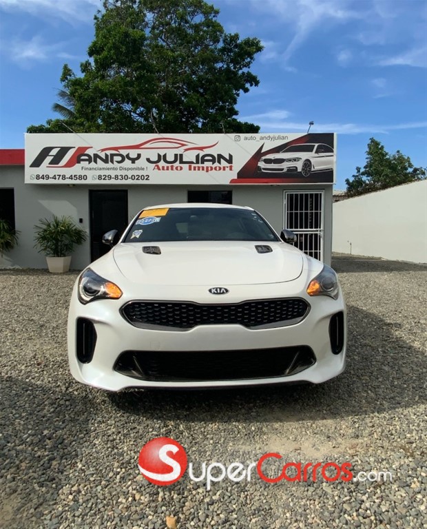2020 Kia Stinger GT — foto 2 / 9
