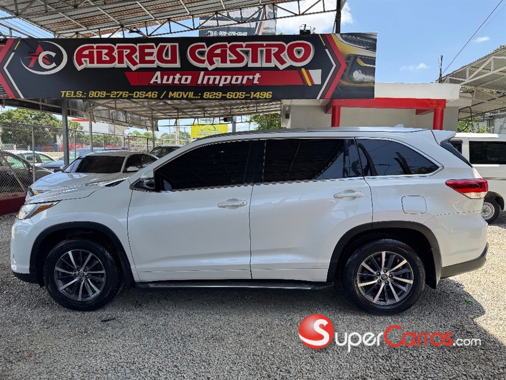 2018 Toyota Highlander XLE — foto 5 / 12
