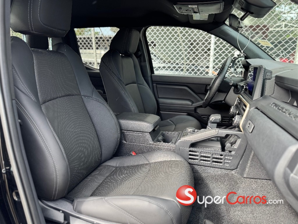 2024 Toyota Tacoma SR5 — foto 5 / 7