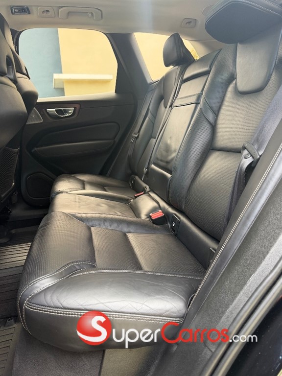 2019 Volvo XC60 T6 Inscription — foto 7 / 10