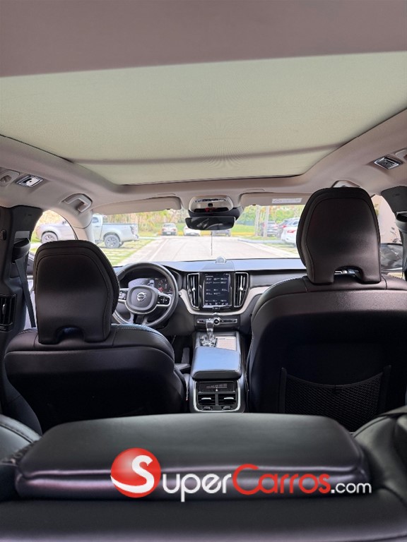 2019 Volvo XC60 T6 Inscription — foto 8 / 10