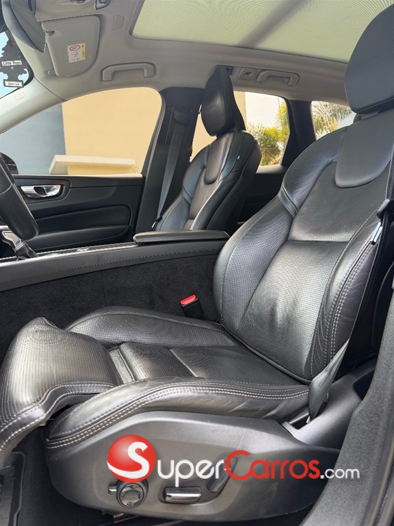 2019 Volvo XC60 T6 Inscription — foto 10 / 10