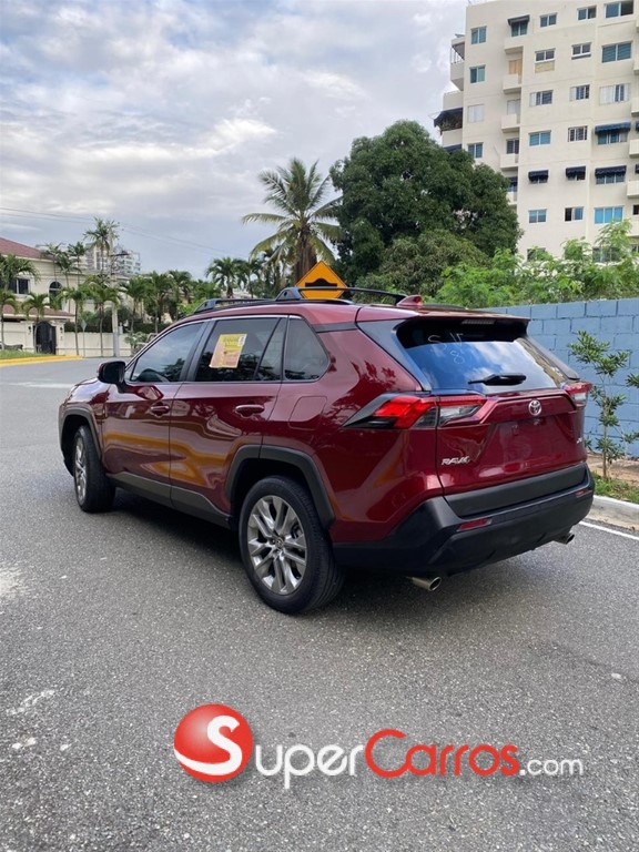 2021 Toyota RAV4 — foto 2 / 7