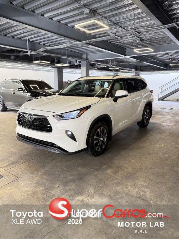 2020 Toyota Highlander XLE