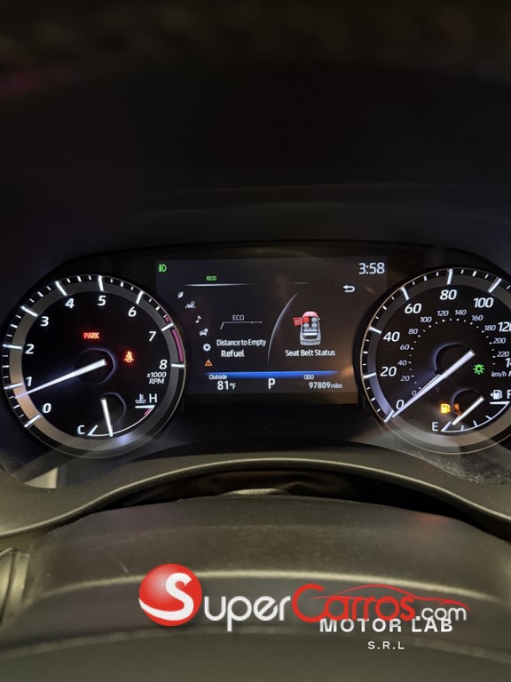 2020 Toyota Highlander XLE — foto 8 / 9
