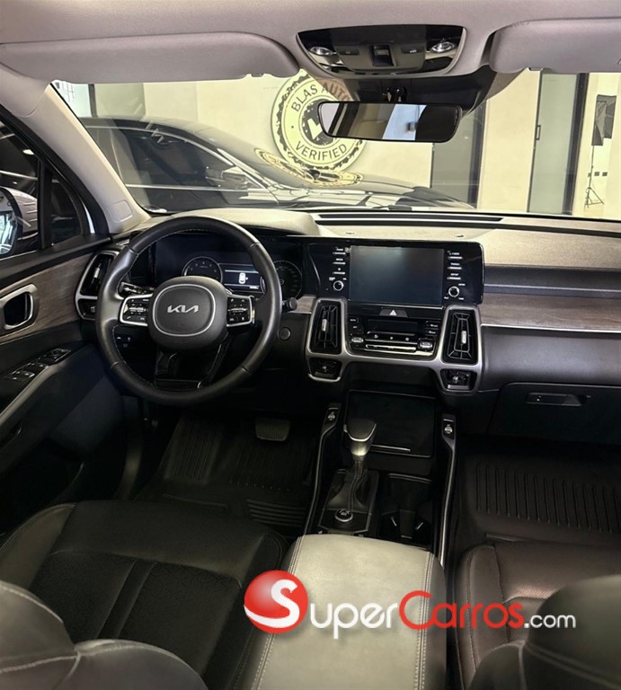 2023 Kia Sorento Limited — foto 4 / 7