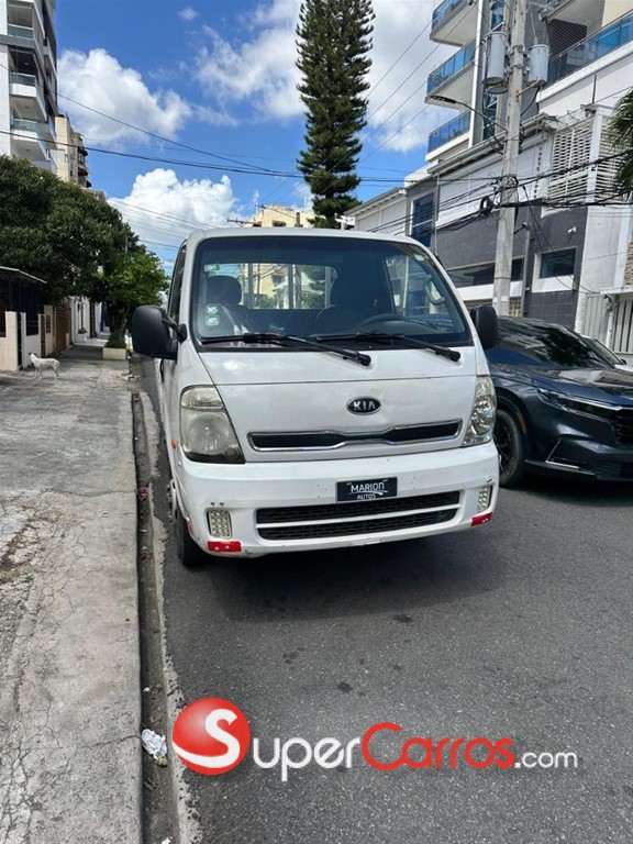2013 Kia Bongo III — foto 2 / 5