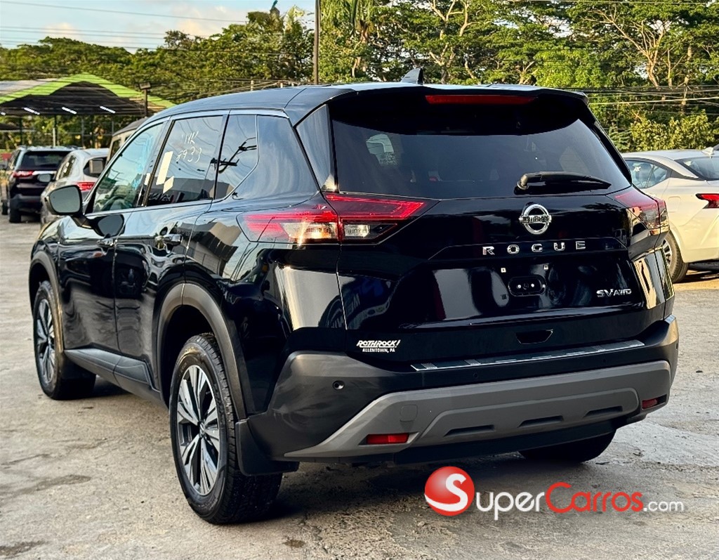 2021 Nissan Rogue SV — foto 3 / 12