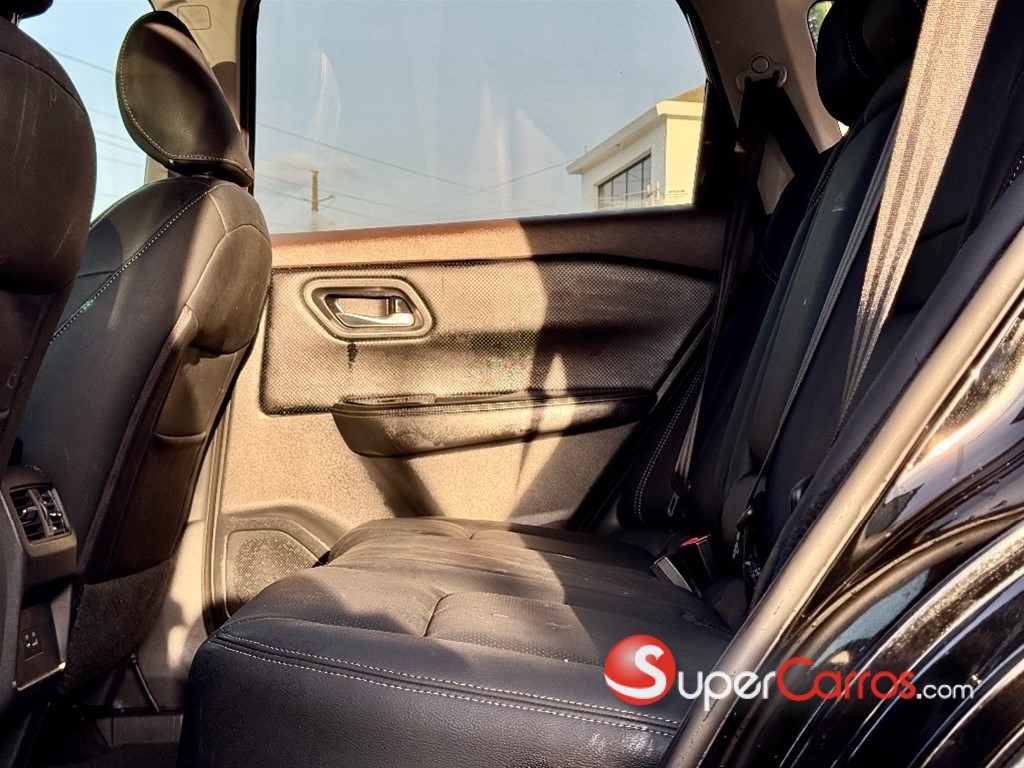 2021 Nissan Rogue SV — foto 9 / 12