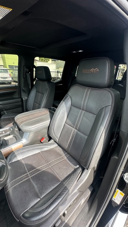 2023 Chevrolet Silverado High Country Duramax — foto 9 / 12