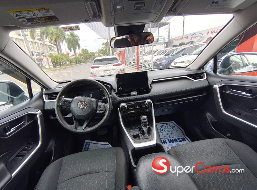 2023 Toyota RAV4 LE — foto 9 / 10