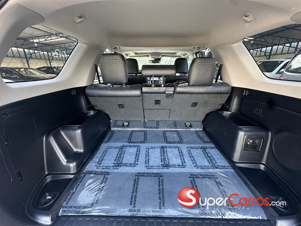 2021 Toyota 4 Runner Limited — foto 4 / 8