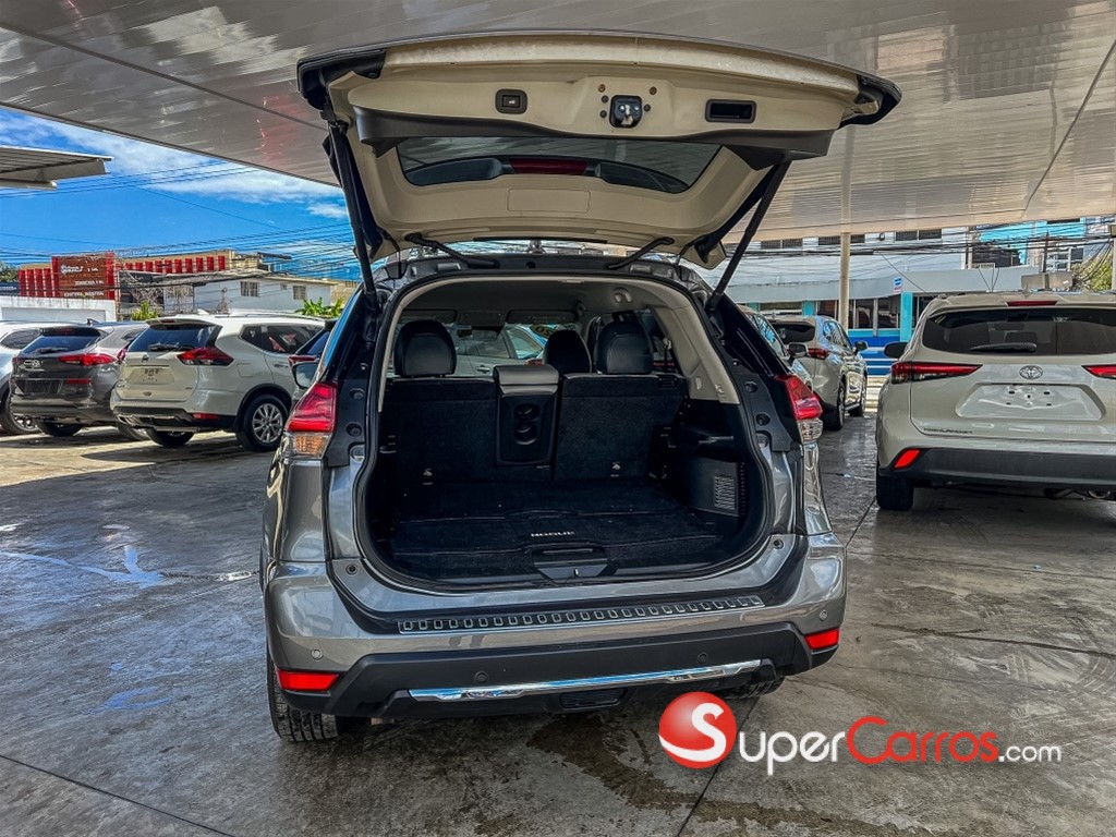 2020 Nissan Rogue SV FULL — foto 9 / 11