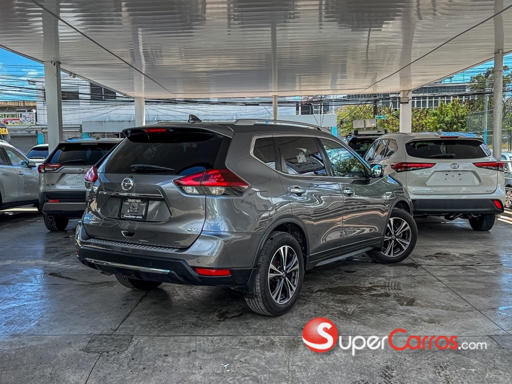 2020 Nissan Rogue SV FULL — foto 10 / 11