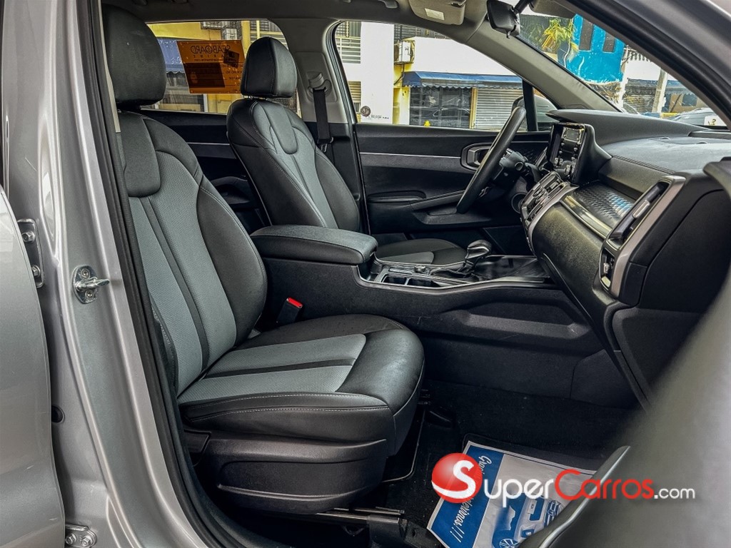 2022 Kia Sorento LX — foto 6 / 11