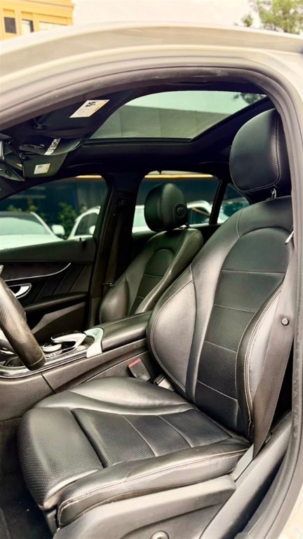 2015 Mercedes-Benz Clase C 300 AMG 4Matic — foto 6 / 9