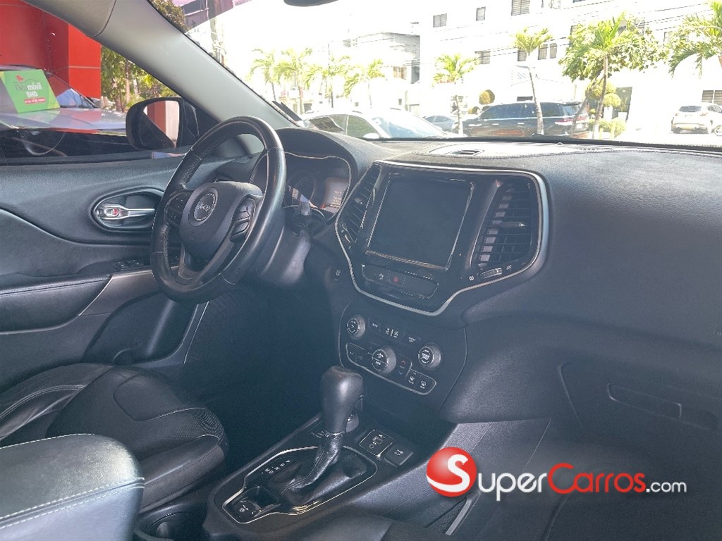 2019 Jeep Cherokee Limited — foto 9 / 11