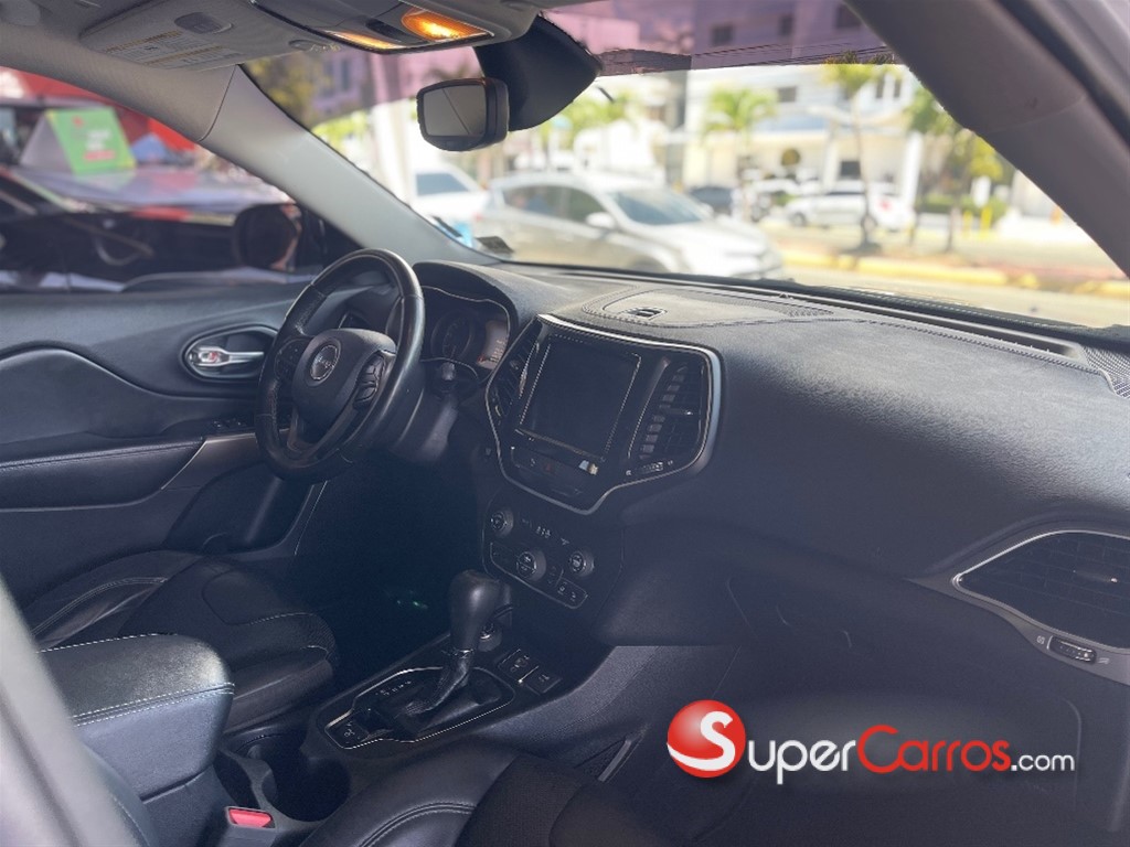 2019 Jeep Cherokee Limited — foto 10 / 11