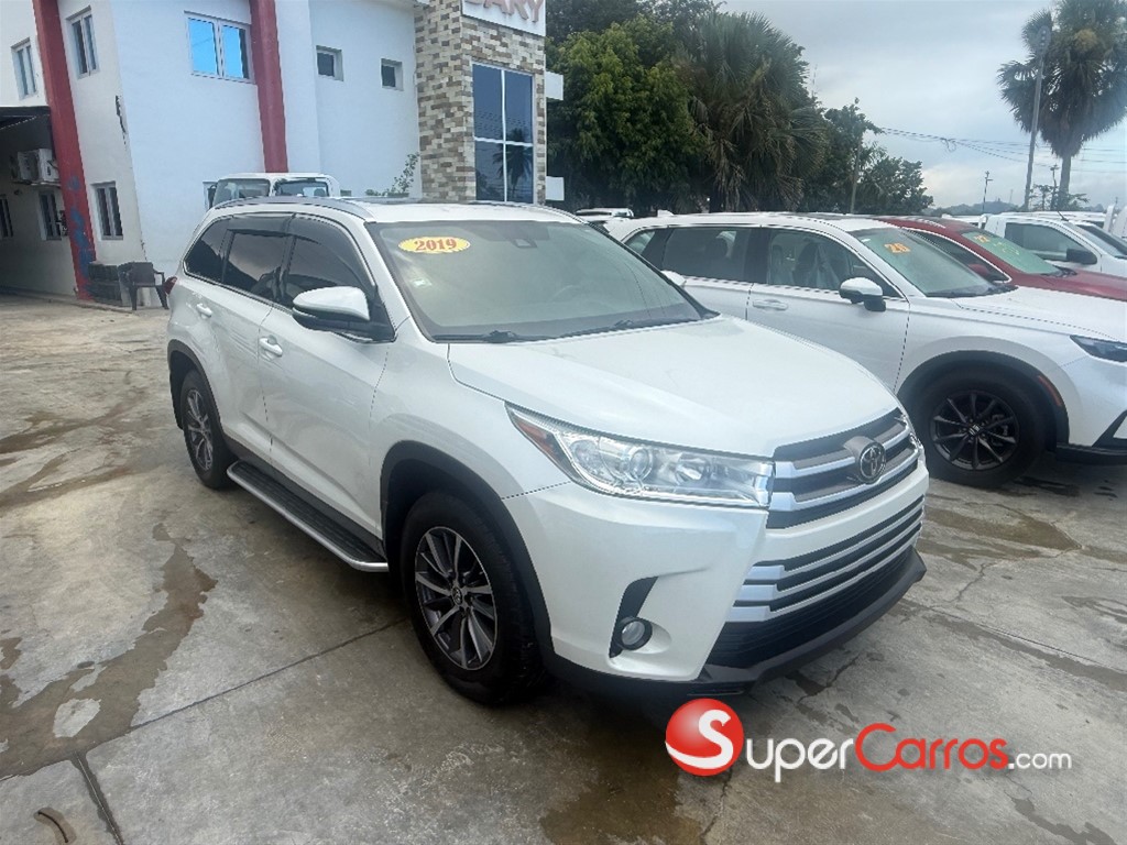 2019 Toyota Highlander XLE — foto 3 / 12