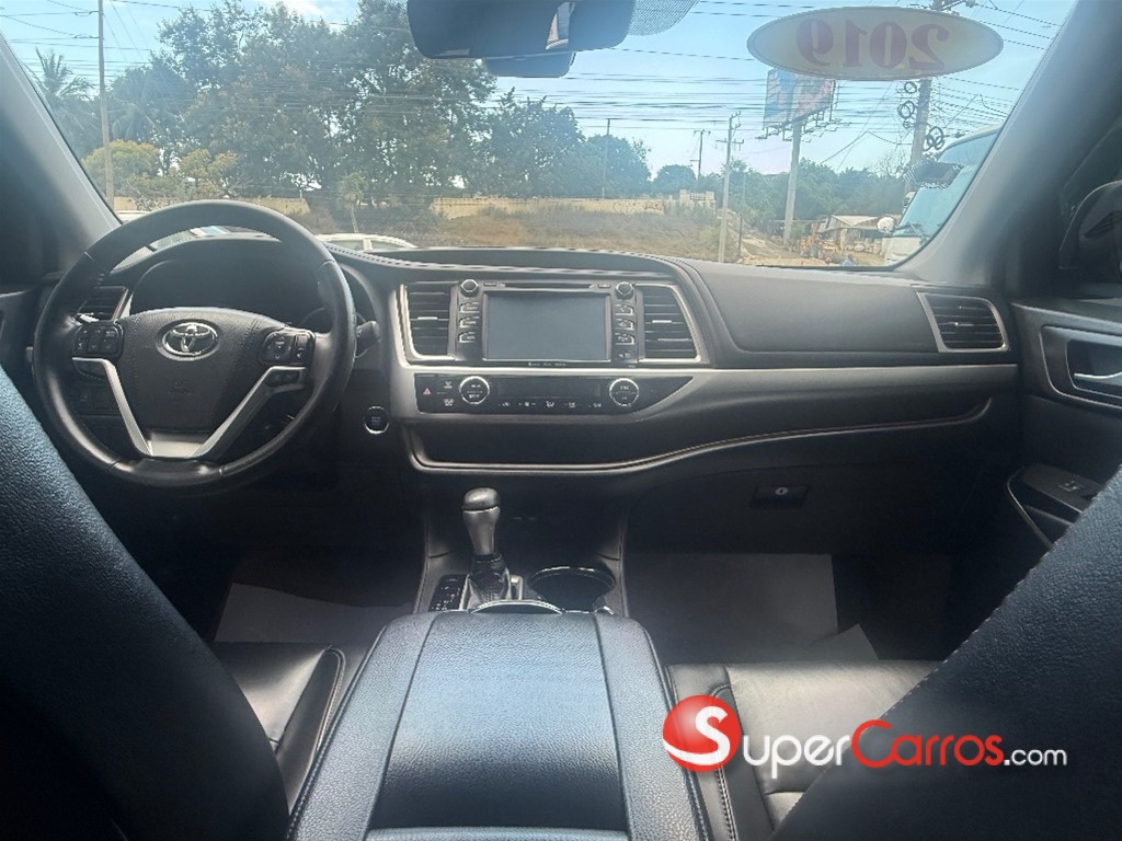 2019 Toyota Highlander XLE — foto 12 / 12