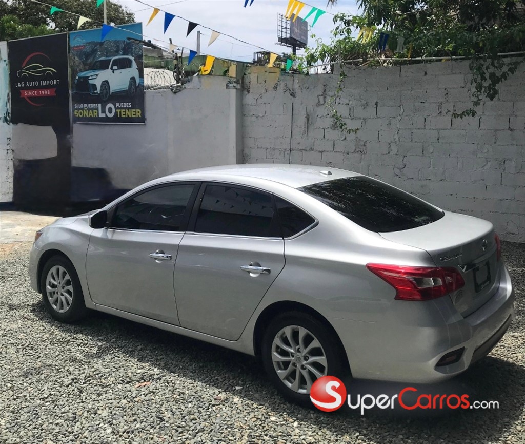2019 Nissan Sentra SV — foto 5 / 9