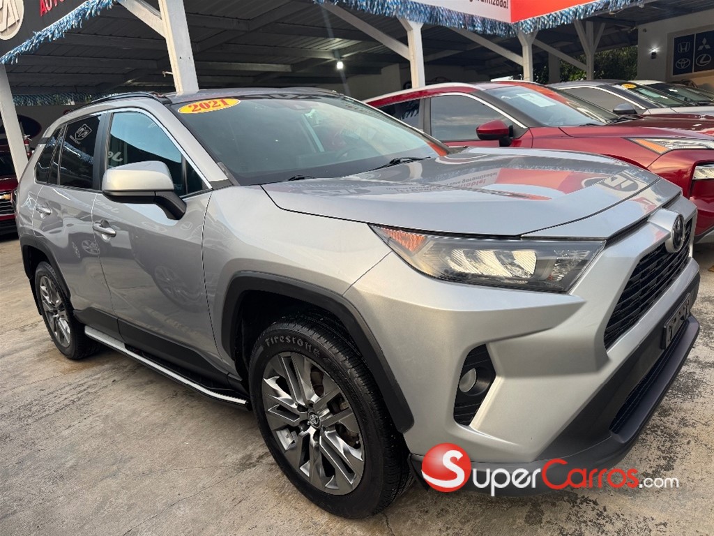 2021 Toyota RAV4 LE — foto 5 / 12