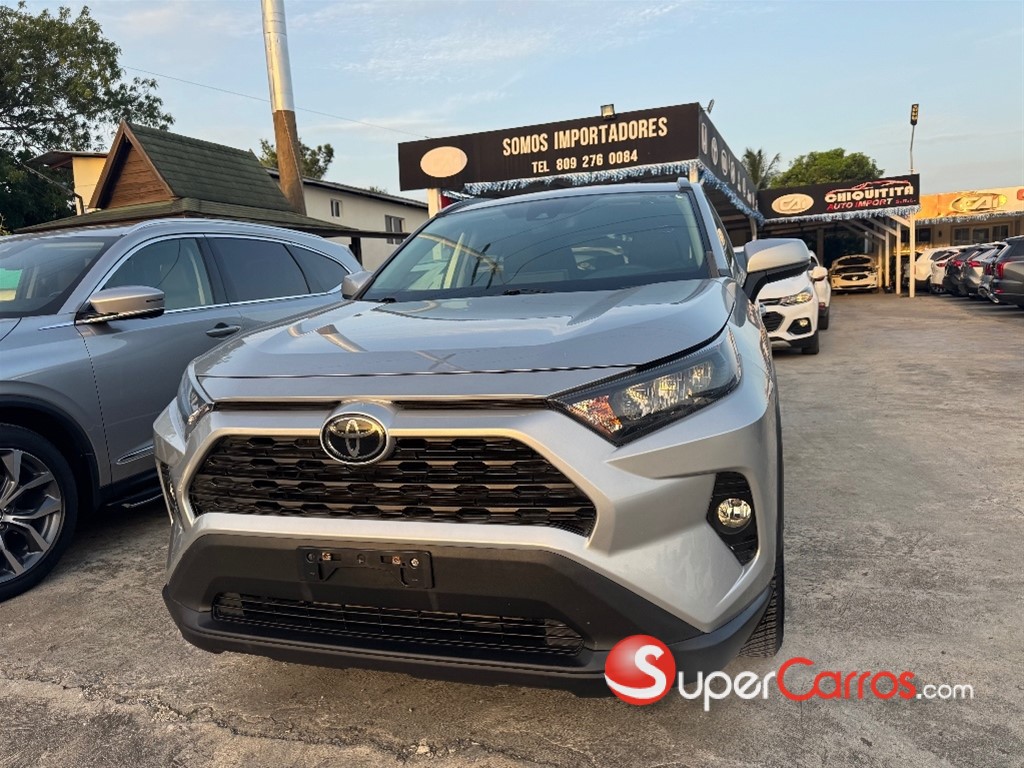 2021 Toyota RAV4 LE — foto 7 / 12