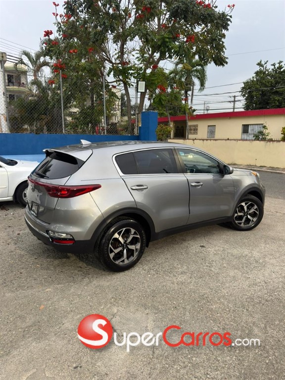 2021 Kia Sportage LX — foto 4 / 9