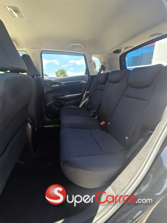 2020 Honda Fit — foto 6 / 8
