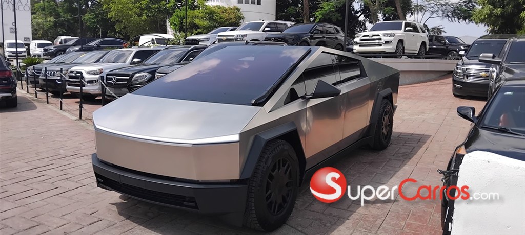 2024 Tesla CyberTruck — foto 6 / 7