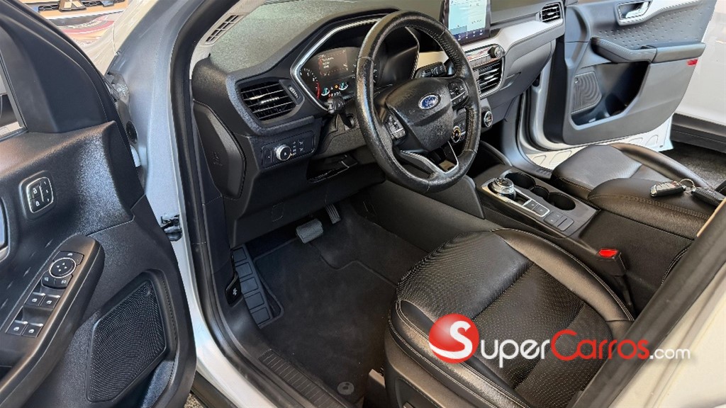 2020 Ford Escape SEL Ecoboost — foto 10 / 12