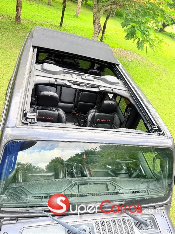 2021 Jeep Wrangler Rubicon Unlimited — foto 7 / 12