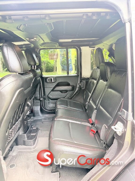 2021 Jeep Wrangler Rubicon Unlimited — foto 10 / 12