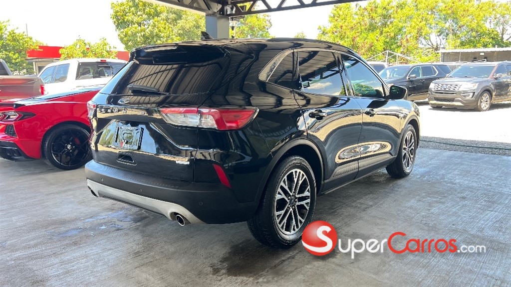 2020 Ford Escape SEL Ecoboost — foto 3 / 9