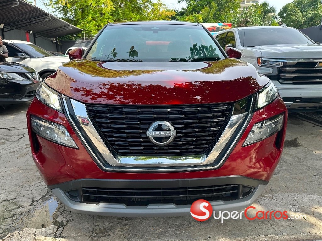2023 Nissan Rogue SV — foto 2 / 9