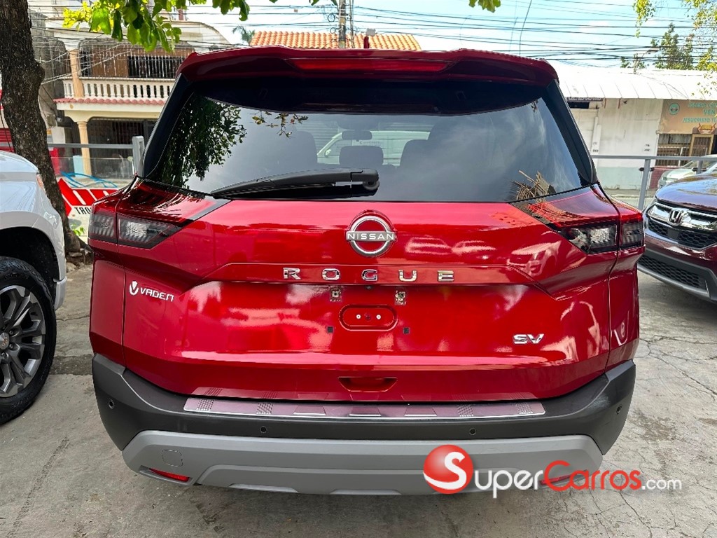 2023 Nissan Rogue SV — foto 5 / 9