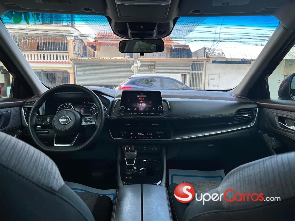 2023 Nissan Rogue SV — foto 8 / 9