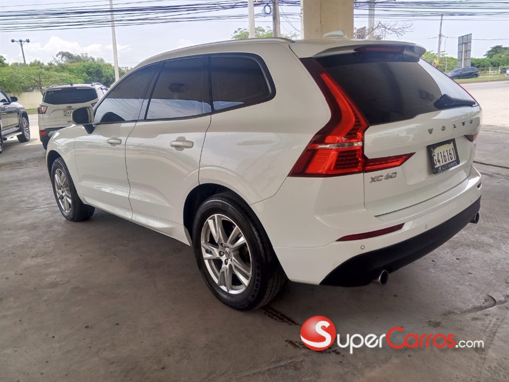 2018 Volvo XC60 D5 — foto 5 / 12