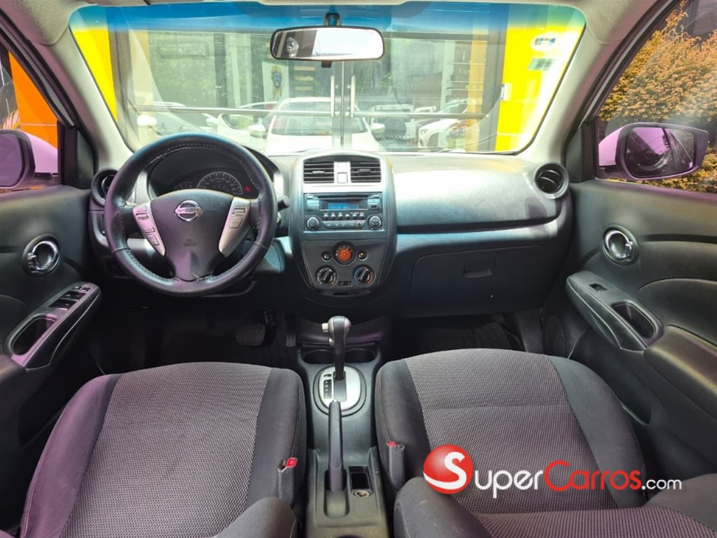 2016 Nissan Versa — foto 10 / 11